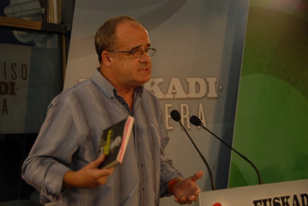 Urkullu: “Pertsona da gure proiektuaren gakoa. Gure proiektuaren erdi erdian dago”