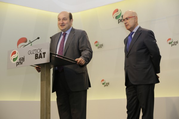 Josep Antoni Duran i Lleida eta Andoni Ortuzarren arteko bilera