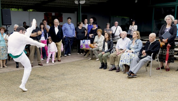 Itxaso Atutxa en el 35 Aniversario del Batzoki de Erandio Goikoa