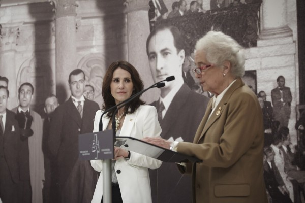 Agirre Lehendakariari Omenaldia eta Aitortza