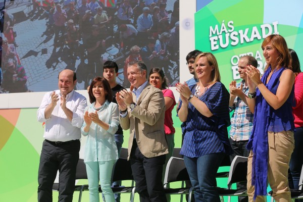 Izaskun Bilbaok “ Letra larriz idatzitako Demokrazia exijitzen du”