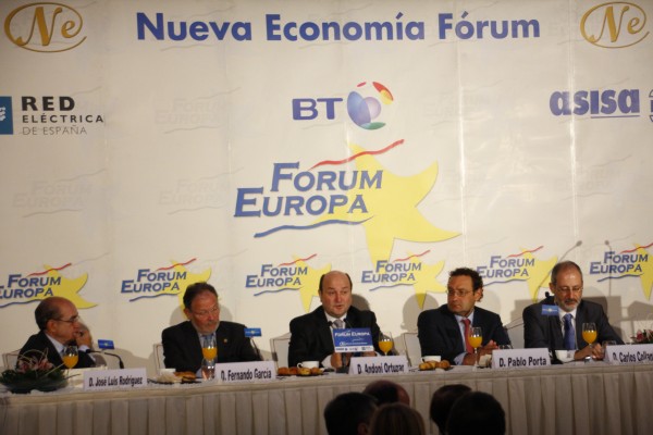 Andoni Ortuzar  Forum Europa tribunaren informazio gosarian