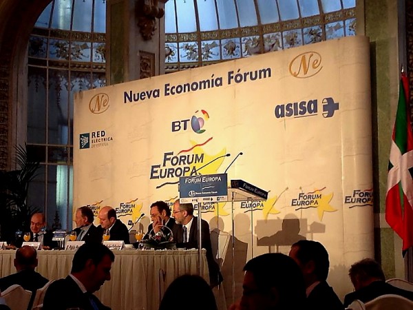 Andoni Ortuzar en un desayuno informativo de la tribuna Fórum Europa