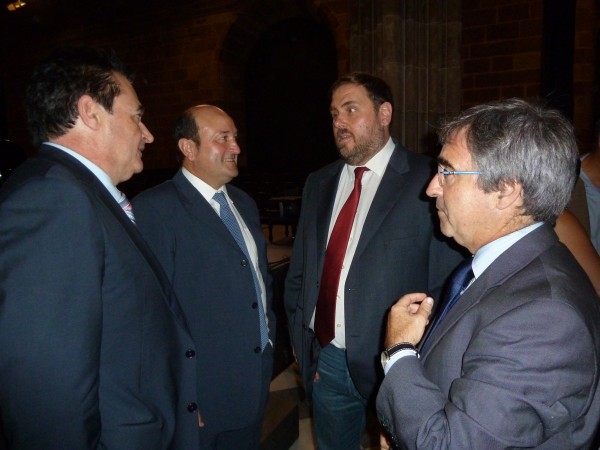 Andoni Ortuzar, Oriol Junqueras, Joseba Aurrekoetxea eta Iñaki Goikoetxeta Diada ekitaldian