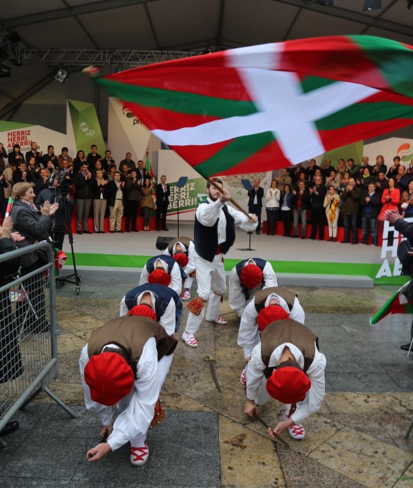 Aberri Eguna 2015 Herriz herri, Aberri!