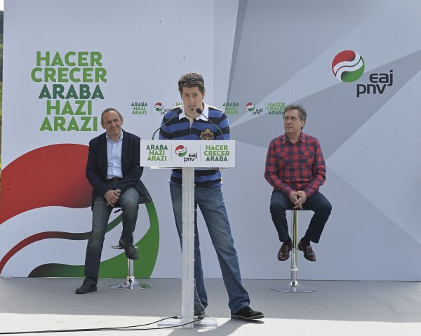 Andoni Ortuzar eta Ramiro Gonzalez Okondoko batzokiaren inaugurazioan
