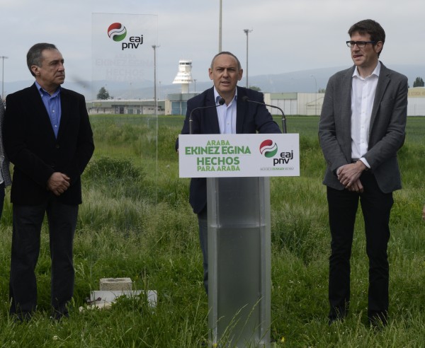 Ramiro González y Gorka Urtaran en Foronda