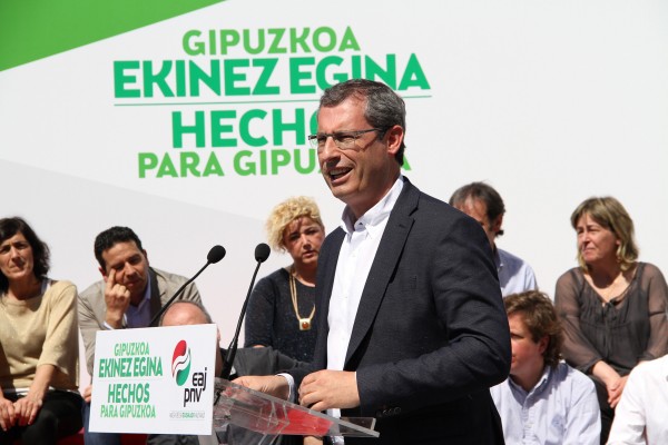 Mitin en Donostia Goia, Olano, Urkullu y Egibar