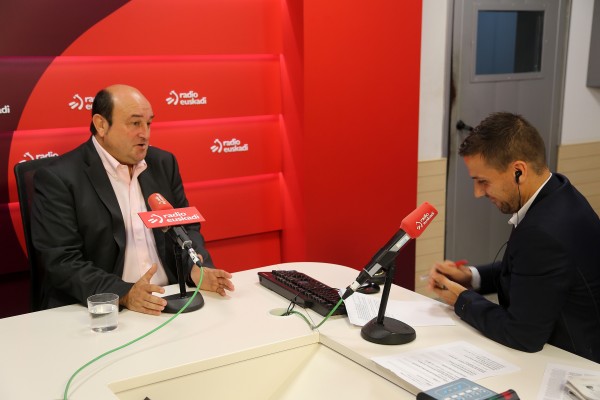 Andoni Ortuzar en el programa Boulevard de Radio Euskadi