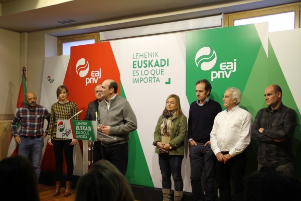 Joseba Agirretxea y Mª Eugenia Iparragirre en Bergara