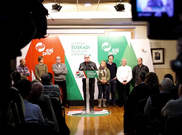 Joseba Agirretxea eta  Mª Eugenia Iparragirre Bergaran