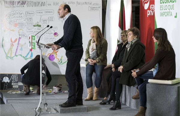Joseba Agirretxea y  Mª Eugenia Iparragirre en Tolosa