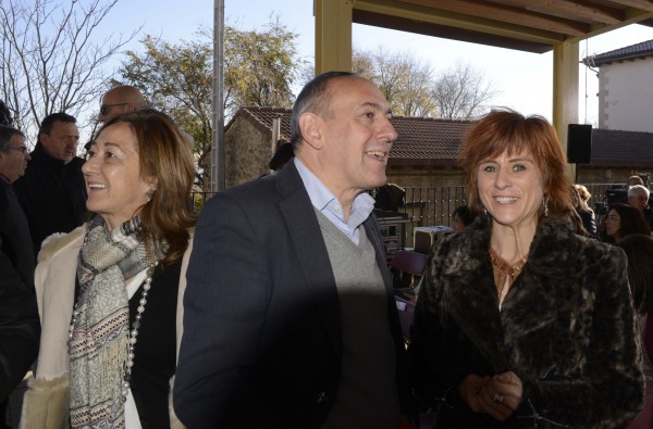 Mitina Laguardian  - Almudena Otaola, Mikel Legarda eta Andoni Ortuzar