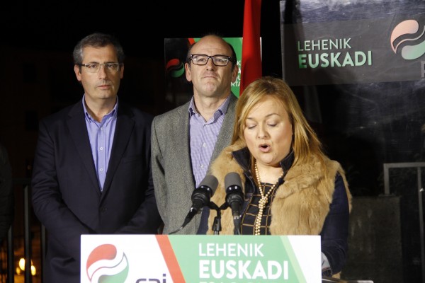 Joseba Agirretxea, María Eugenia Iparragirre. TAV, redes transfronterizas