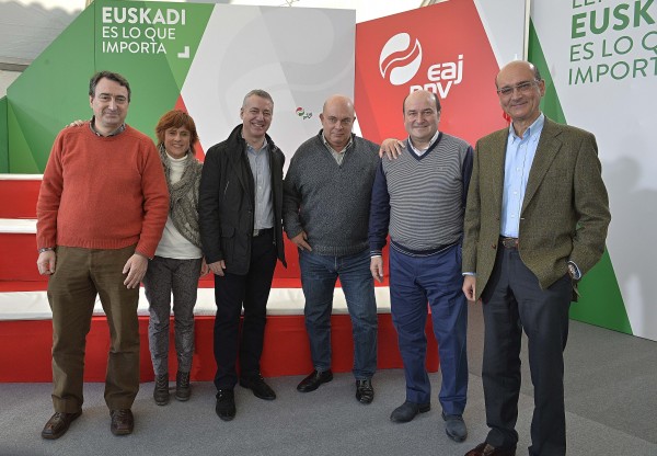 Mitin Vitoria Gasteiz - Iñigo Urkullu, Andoni Ortuzar, Mikel Legarda