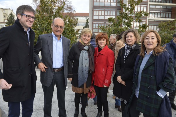  Mikel Legarda, Almudena Otaola. Acto sobre Infraestructuras Ferroviarias-TAV