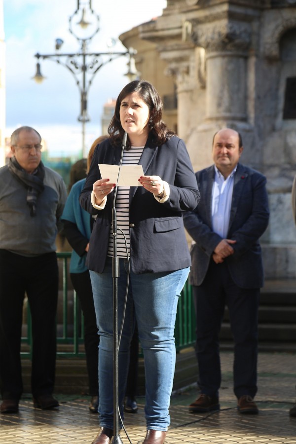 Foruen Monumentuaren aurrean irakurritako Aldarrikapena