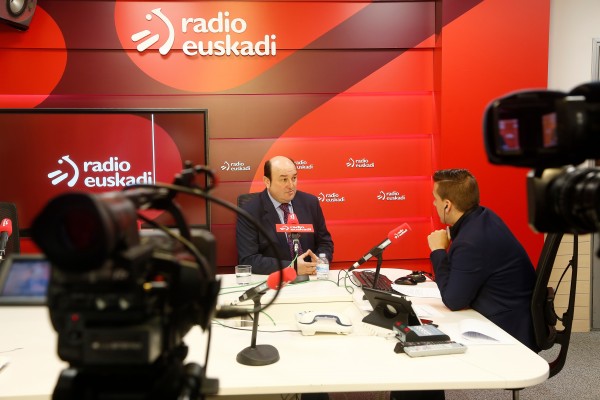 Andoni Ortuzar en el programa Boulevard de Radio Euskadi