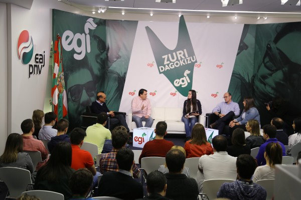 Euzko Gaztedi EGI, Aitor Esteban, Joseba Agirretxea eta Mikel Legardarekin topaketa