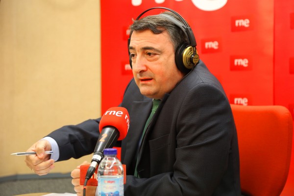 Aitor Esteban en RNE