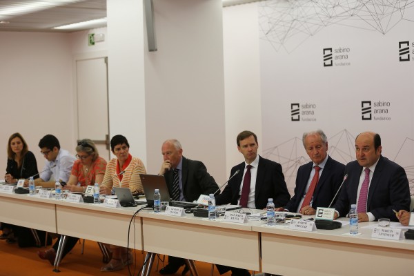Apertura del seminario sobre Brexit y migraciones. Andoni Ortuzar