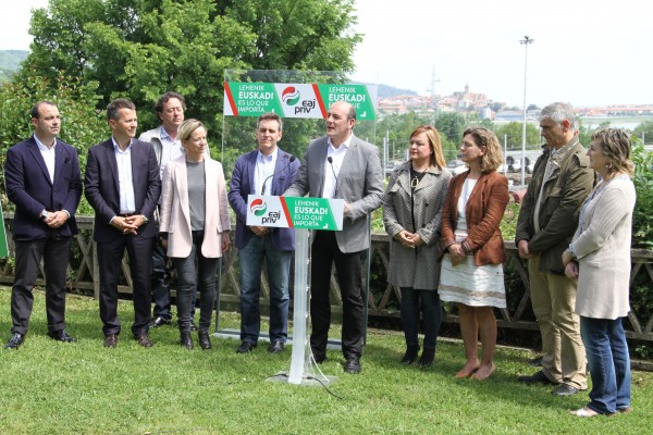 Irun. Acto sectorial TAV y redes transeuropeas (14-06-2016)