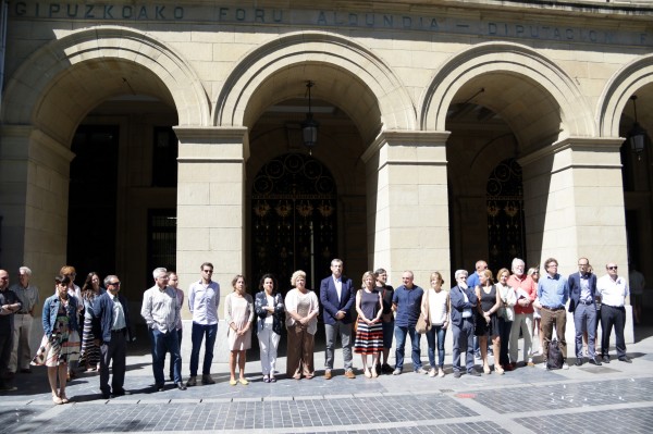 EAJ PNV Nizako erasoaren aurkako arbuioa adierazteko kontzentrazioan
