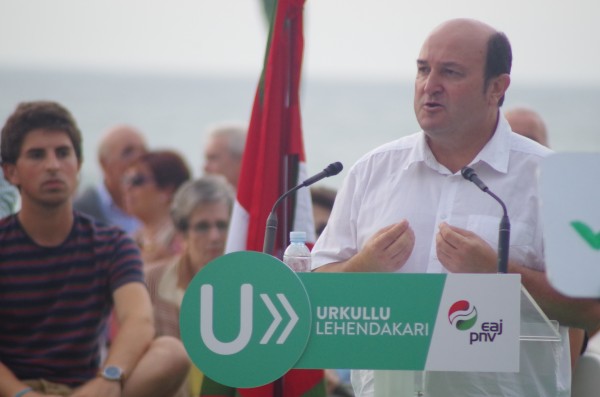 Zarautzeko ekitaldi politikoa