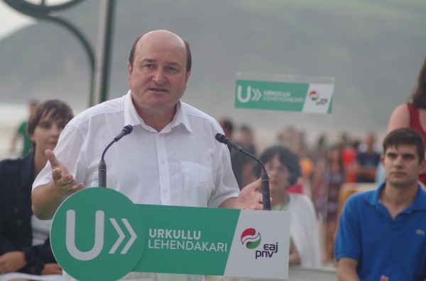 Zarautzeko ekitaldi politikoa