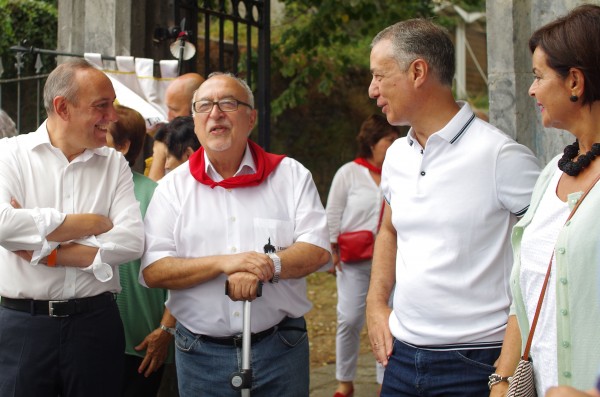 Ramiro González e Iñigo Urkullu en Laudio