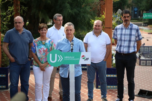 Iñigo Urkullu Donostiako estropadetan - 2016
