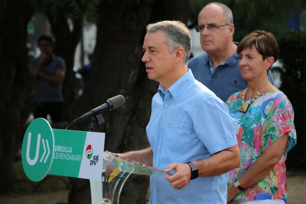 Iñigo Urkullu Donostiako estropadetan - 2016