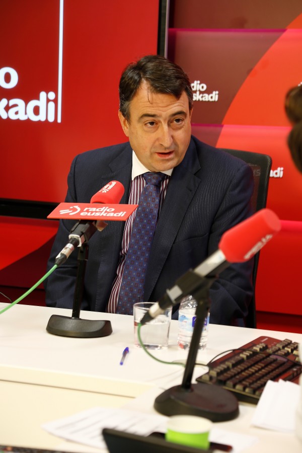 Aitor Esteban Radio Euskadiren Boulevard saioan