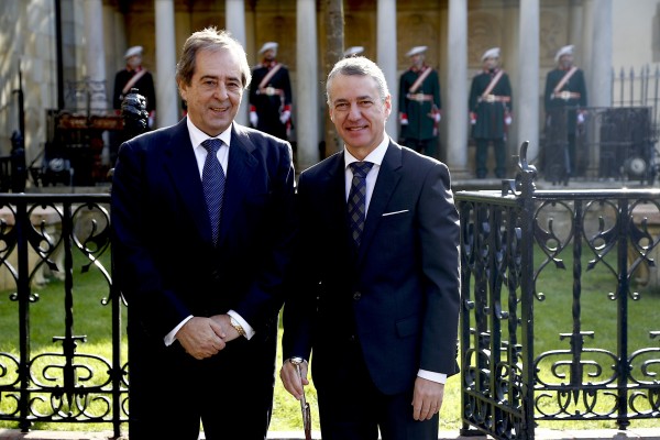 José María Gorroño, Gernikako alkatea eta Iñigo Urkullu
