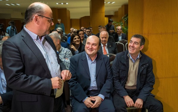 Conferencia de Andoni Ortuzar en Tenerife