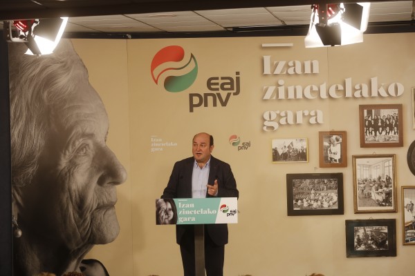 Homenaje a las mujeres abertzales