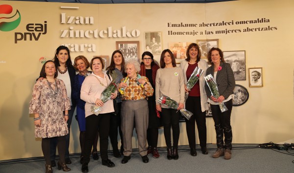 Homenaje a las Mujeres Abertzales