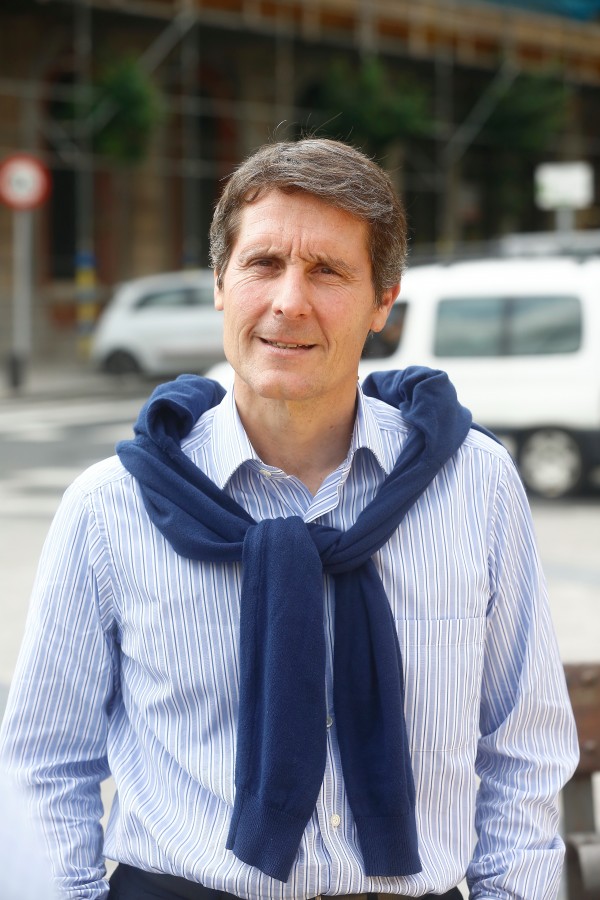 Mikel Burzako Samper