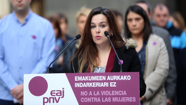 EAJ-PNV se compromete a redoblar sus esfuerzos para combatir la lacra de la violencia contra las mujeres