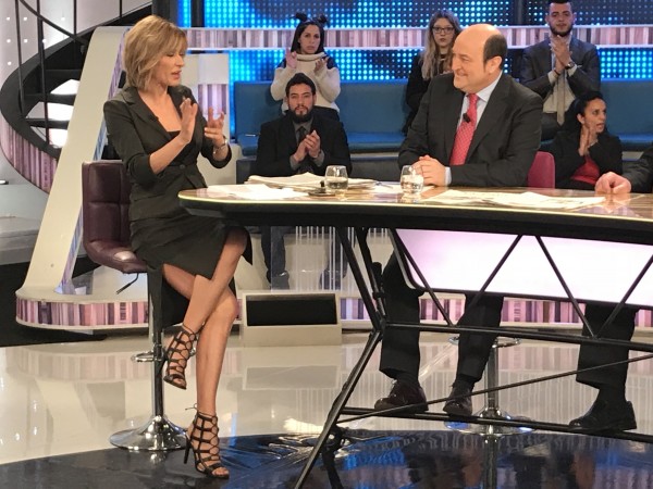 Andoni Ortuzarri elkarrizketak Onda Cero eta Antena3en