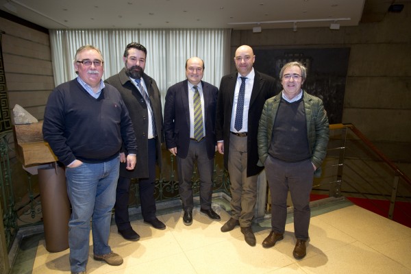 Reunión Andoni Ortuzar y Juan Carlos Piñeiro, secretario general de Compromiso por Galicia