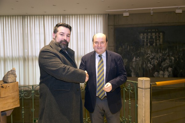 Reunión Andoni Ortuzar y Juan Carlos Piñeiro, secretario general de Compromiso por Galicia