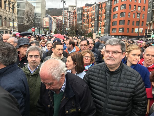 EAJ pentsio duin eta bidezkoen alde ospatu den manifestazioan