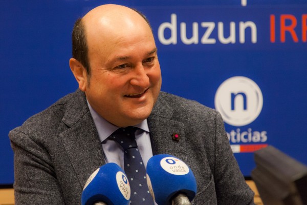 Andoni Ortuzarren elkarrizketa Onda Vasca irratian 2019/01/08