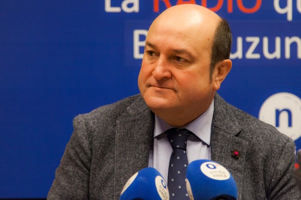 Entrevista a Andoni Ortuzar en Onda Vasca 2019/01/08