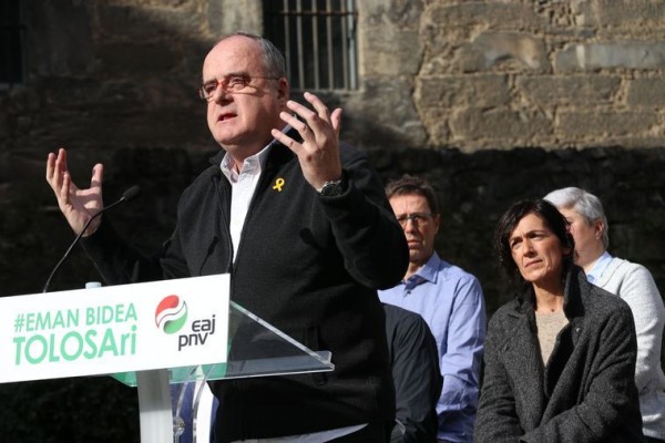 Olatz Peon, Markel Olano, Joseba Egibar. Presentación de la candidatura de Tolosa