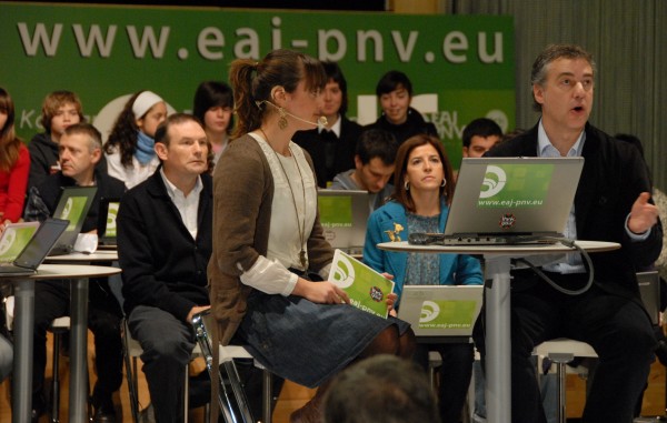 www.eaj-pnv.eu orrialdearen parte hartze gailuen aurkezpena