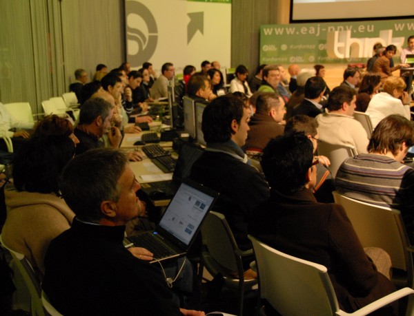 Presentación herramientas de participación de www.eaj-pnv.eu