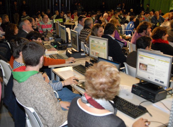 www.eaj-pnv.eu orrialdearen parte hartze gailuen aurkezpena
