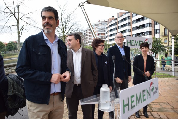  Aitor Esteban, Diputatuen Kongresurako EAJ-PNVren zerrendaburua Bizkaian; Eneko Goia Donostiako alkatetzarako EAJ-PNVren hautagaia